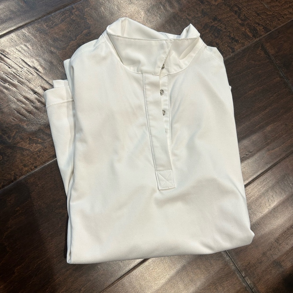 Women’s white collared long sleeve size small